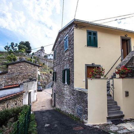 Near - Cinque Terre Holiday Apartment リッコ・デル・ゴルフォ・ディ・スペーツィア エクステリア 写真